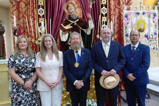 El Ayuntamiento acompaña a la Hermandad de Romeros de San Ginés de la Jara en el aniversario de sus estatutos