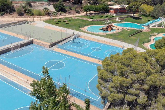 El Ayuntamiento abrirá al público el 1 de julio las piscinas y pistas del parque de Tentegorra