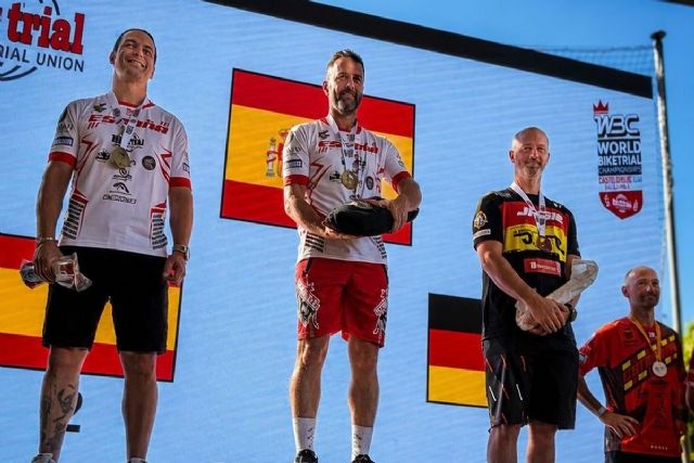 Raúl Martínez arrasa en el Mundial de Bike Trial y Cartagena ya sueña con el triplete
