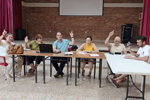 La Junta de El Albujón–Miranda informa sobre el plan de asfaltado de varias calles y da luz verde a las actividades culturales con las asociaciones locales