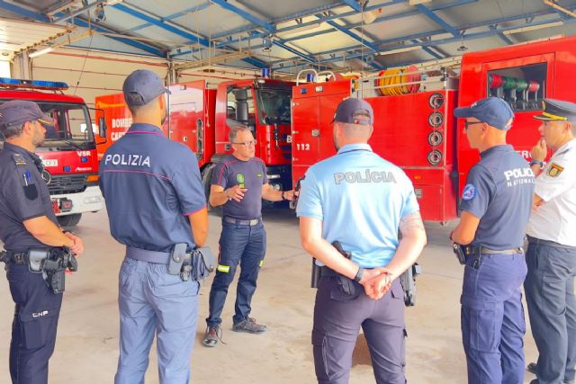 Funcionarios policiales europeos visitan el Parque de Seguridad de Cartagena