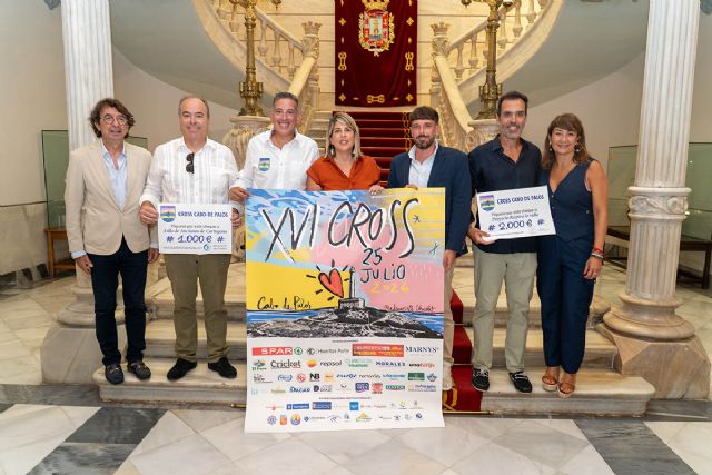 El Cross de Cabo de Palos entrega 3.000 euros a proyectos solidarios antes de su celebración este sábado