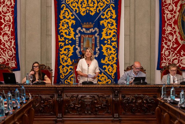 La alcaldesa anuncia suelo municipal gratuito para vivienda asequible, congelar impuestos en 2027 y duplicar el cheque bebé