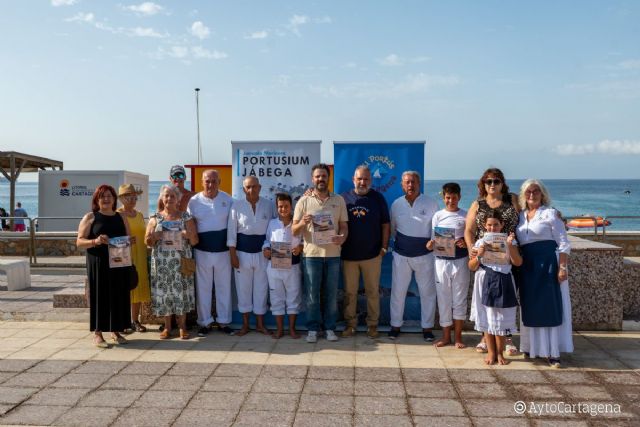 La tradición de la jábega regresa a El Portús en el XV aniversario de su gran jornada marinera