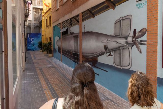 Isaac Peral invita a visitar su Casa Museo desde el nuevo mural del Callejón de Zorrilla
