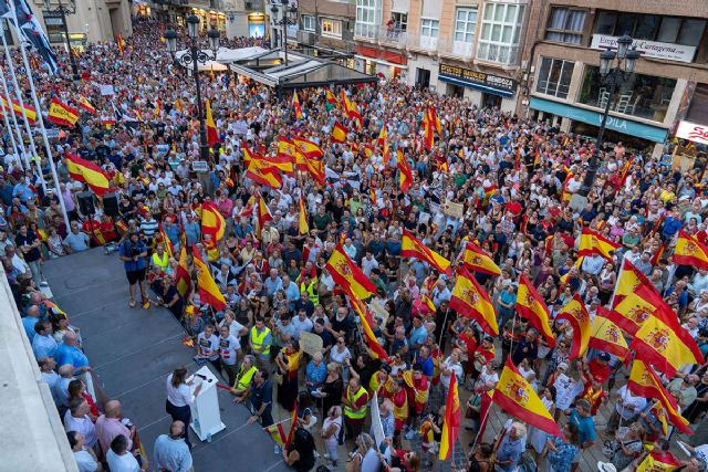 Cartagena se vuelca con Ceuta y reclama que el Estado proteja su seguridad y la frontera