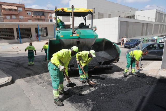 Continúa el plan municipal de mejora del firme con nuevas actuaciones de asfaltado en San Antón