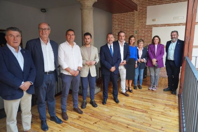El Ayuntamiento participa en un encuentro sobre la aplicación de la inteligencia artificial para promocionar el turismo
