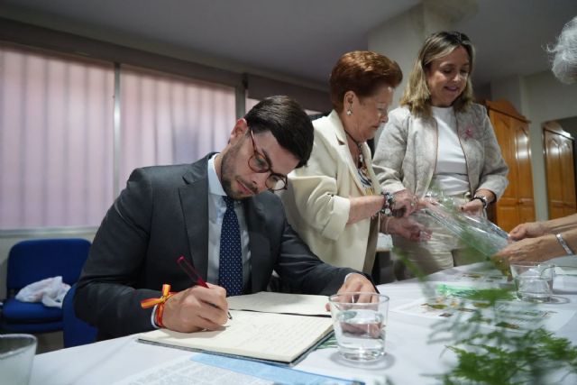 La Asociación de Amas de Casa, Consumidores y Usuarios de Cartagena celebra la apertura de su nuevo curso