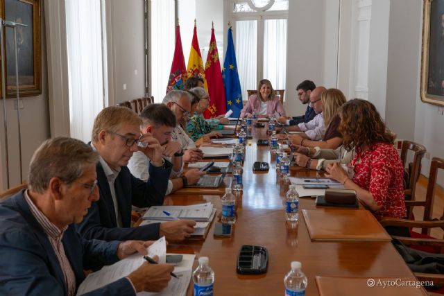 La Junta de Gobierno acepta dos subvenciones regionales para programas de servicios sociales
