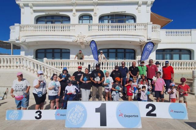 El Albacora celebra una jornada de pesca en Cartagena junto a Prolam-Asido