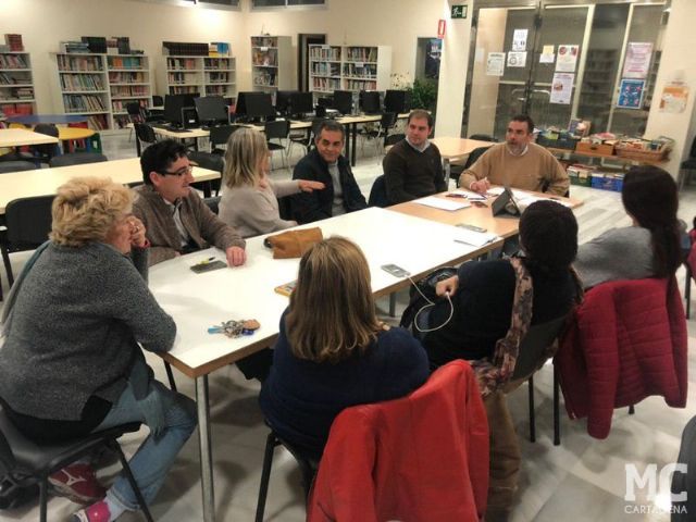 MC Cartagena aborda con los vecinos las principales necesidades y demandas para continuar con el desarrollo de La Manga