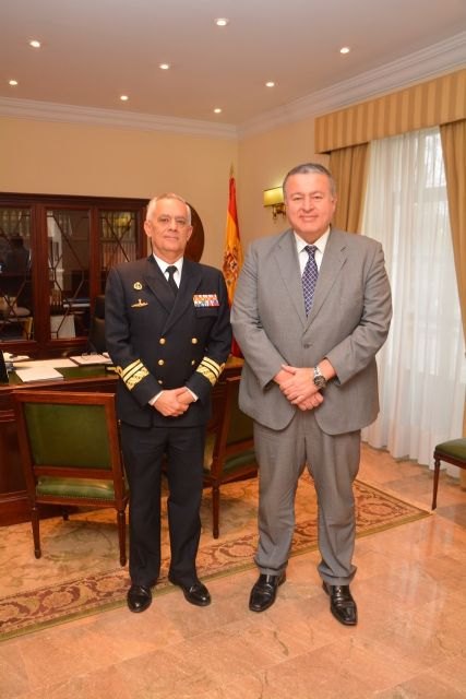 La Mesa de la Náutica de la Región se amplía con la incorporación del Arsenal de Cartagena