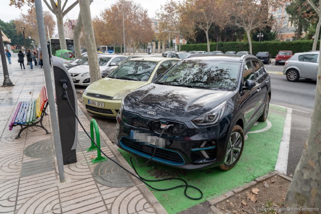 El parque móvil de híbridos y eléctricos en Cartagena se incrementa en 200 vehículos que se suman a las bonificaciones en el impuesto