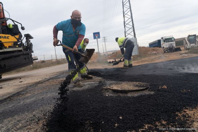 Las Casas del Pino de El Plan ya disponen de red de saneamiento