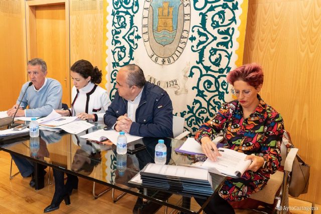 La Junta de Venta Ambulante acuerda el calendario de adjudicación de 269 vacantes de los mercadillos municipales