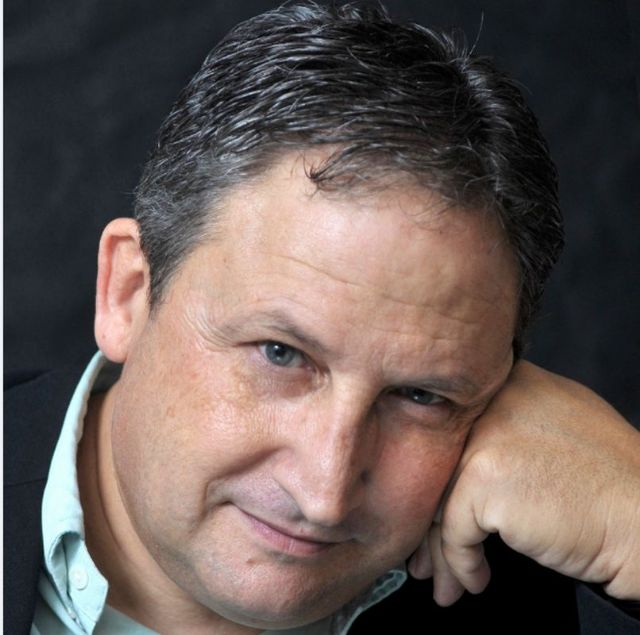 El escritor e investigador Jose Luis Ferris rescatara la memoria de Las Sinsombrero