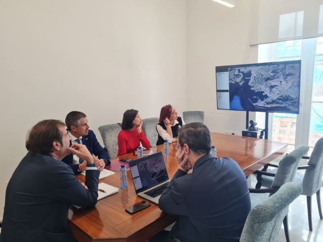 MC y la Autoridad Portuaria comparten la necesidad de crecimiento del puerto de Cartagena