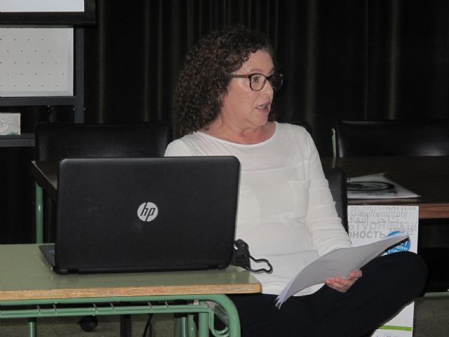 Una jornada sobre el comportamiento de los adolescentes reúne a padres y a profesionales