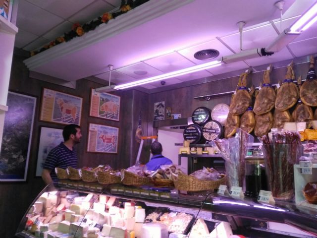 El patrón de Cartagena en los comercios de la ciudad