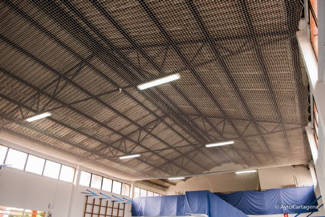 El Ayuntamiento asume las competencias para contratar las obras de retirada de amianto en los centros educativos