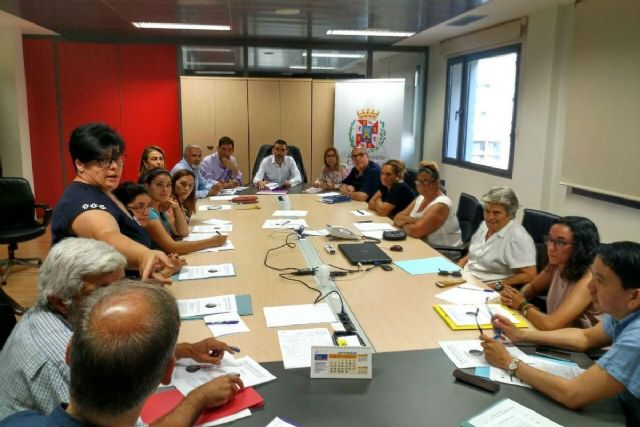 El Gobierno Municipal escucha las reivindicaciones del barrio de Lo Campano