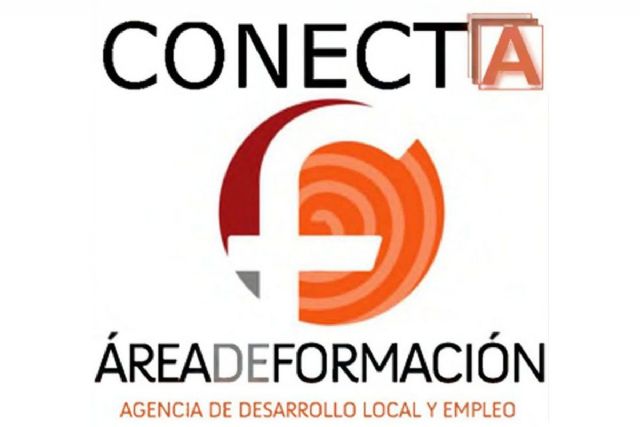 Una treintena de alumnos del programa Conecta de la ADLE se presentan a las pruebas de Grado Medio