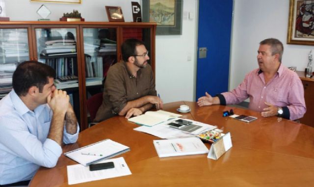 El Ayuntamiento recoge el compromiso de la CARM de iniciar tras el verano las obras de la segunda fase del Centro de Salud de San Anton