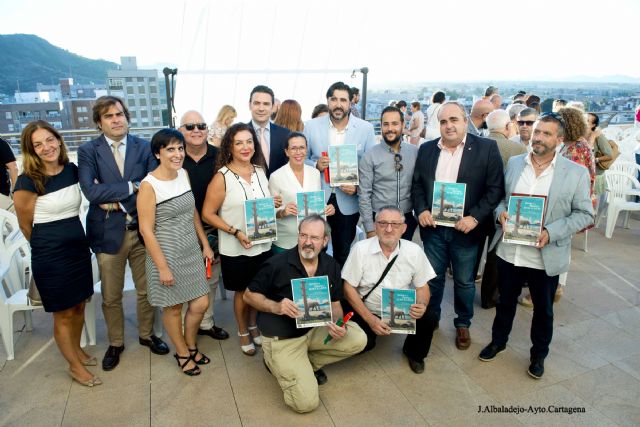 Carthagineses y Romanos presenta el primer numero de su Revista Historica