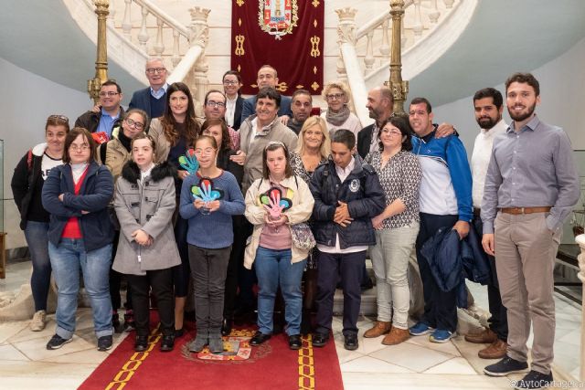 Asido premia al colegio Pablo Neruda y a Eurofirms por su labor por la inclusión de personas con síndromen de Down