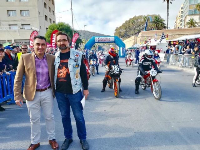 Las motos clásicas circularon por Cartagena en el Trofeo Corpus