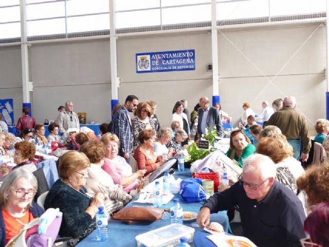 Más de 250 encajeras se reunieron en el XVI Encuentro de Bolillos