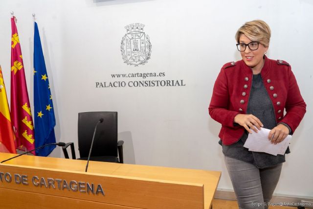 La vicealcaldesa reta al portavoz de MC Cartagena a denunciarle en los juzgados por sus acusaciones de malversación y tráfico de influencias