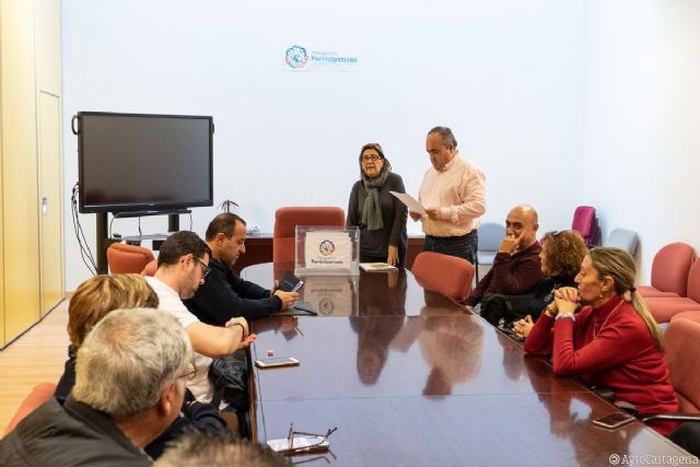 Diez asociaciones de vecinos de Cartagena desfilarán en carroza en la Cabalgata de Reyes 2019