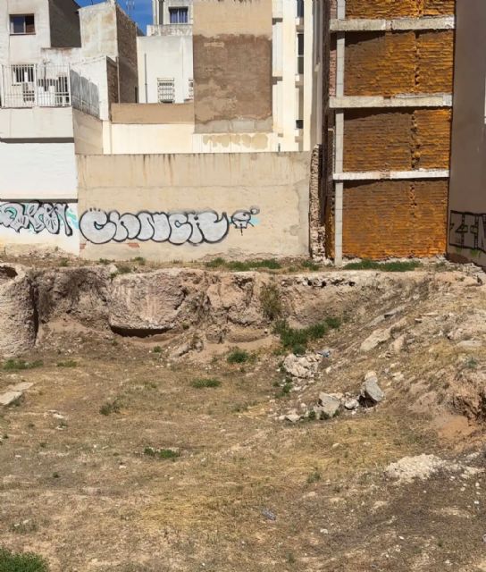 MC: Arroyo prefiere convertir el centro de Cartagena en el Far West antes que requerir a los propietarios de los solares