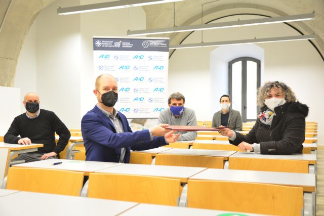 AED contará con aula propia en ‘Teleco’ para formar alumnos en programación para la industria del motor