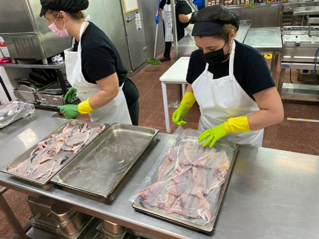 El programa ´Súmate a tu barrio´ trabaja por la inserción laboral en Los Mateos y Lo Campano y programa tres formaciones especializadas