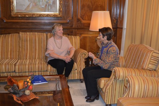 La UPCT une a chicas desmotivadas con mujeres de referencia para ayudarlas a desarrollar su talento