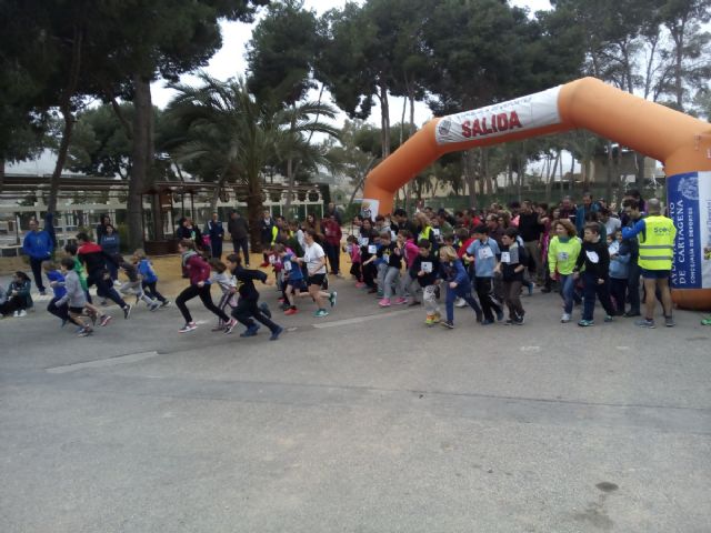 El grupo scout Imhlala Panzi celebro San Valentin con el Cross del Amor