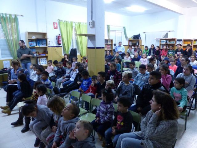 Varios colegios de Cartagena recuperan la tradicion del trovo