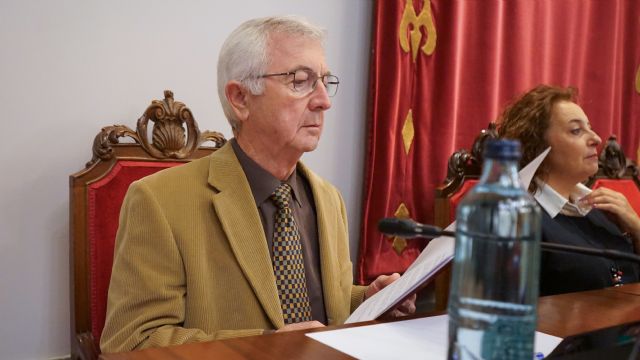 MC denuncia el desplome del Puerto y se&ntilde;ala a P. P. Hernández y Arroyo como responsables de un modelo fallido