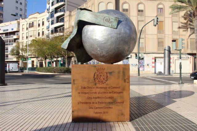 Cs pide al Gobierno local que corrija las erratas y errores ortográficos en la inscripción del monumento al Carnaval