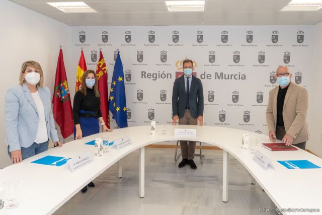 Redoblan la humillación: el Gobierno de Murcia excluye a Cartagena de las consejerías