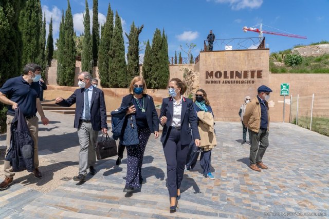 Responsables de Cultura visitan el Foro Romano y el parque arqueológico del Molinete
