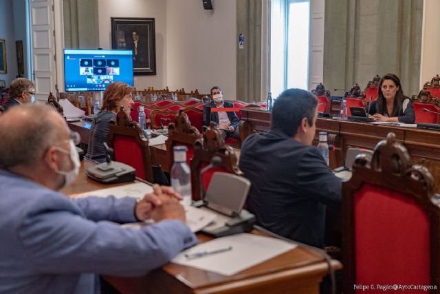 La Comisión de Hacienda aplaza su dictamen a las alegaciones de los presupuestos