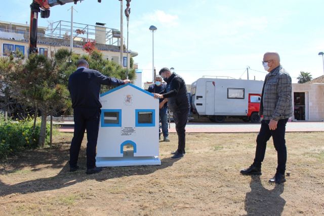 Sanidad instalará nuevas casetas para gatos ferales en Islas Menores y el entorno del Molinete