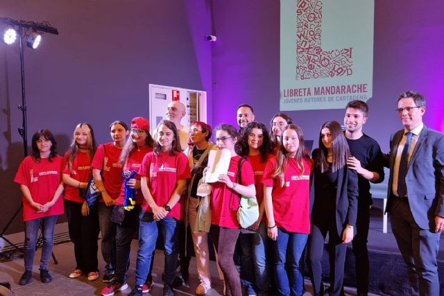 Libreta Mandarache celebró una ´jam´ de escritura en vivo con 12 jóvenes autoras