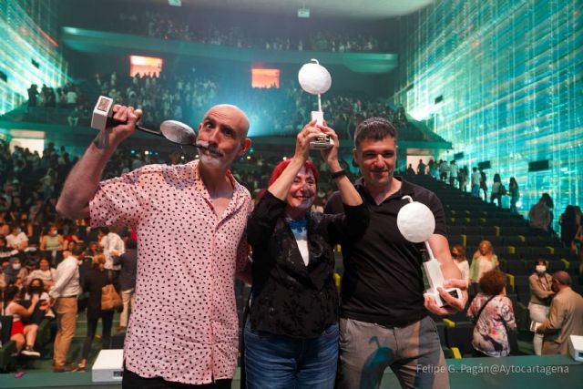 Los Premios Mandarache y Hache anuncian los finalistas de 2023 durante la gala de entrega de los galardones de este año