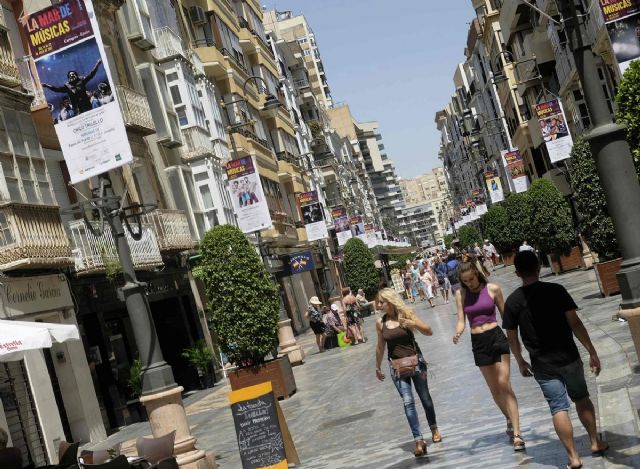 Los artistas de la Mar de Musicas adornan Cartagena