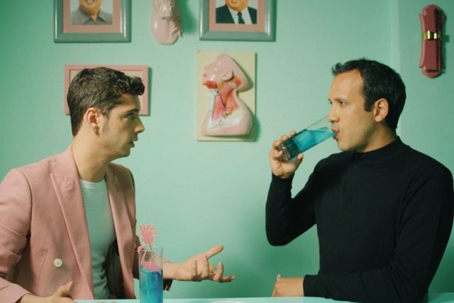 Javier Polo se obsesiona con los flamencos en ´The Mystery of the Pink Flamingo´, una película protagonizada por Meneo, y con la que se cierra La Mar de Cine